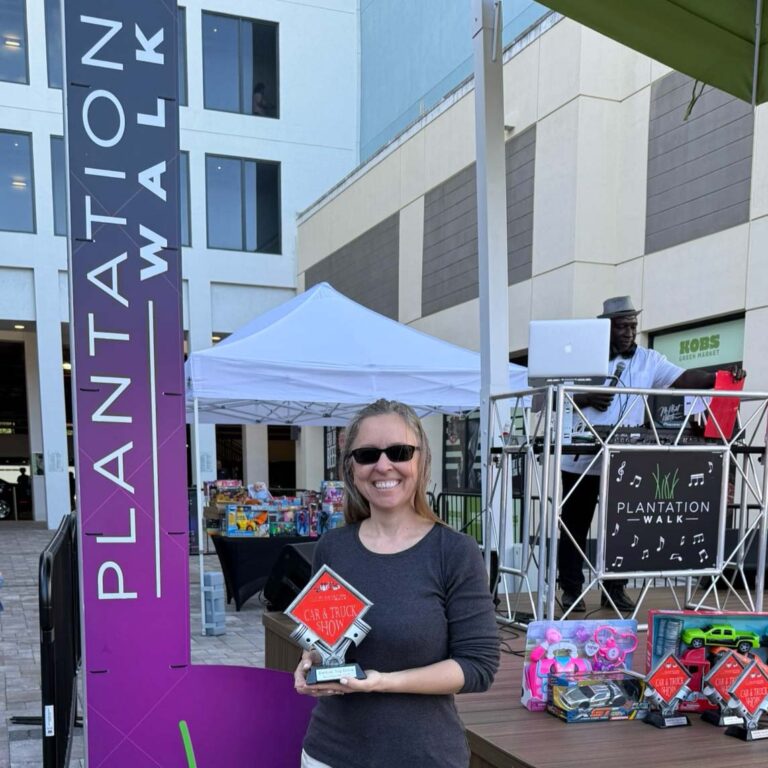 Ernie & Monic Francis (1931 Green Independence)